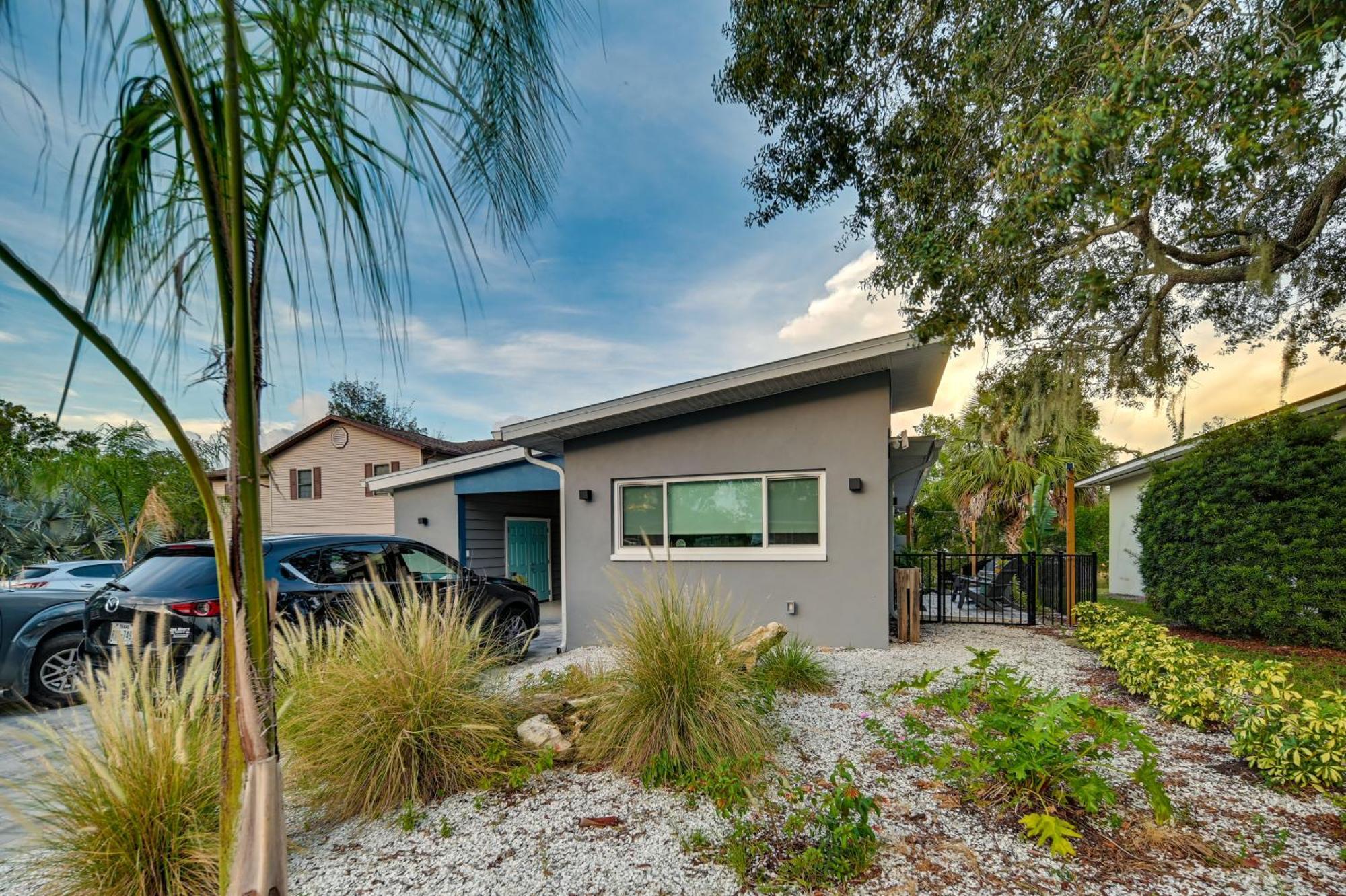 Pet-Friendly Waterfront Home - 2 Mi To Beach! Tarpon Springs Eksteriør billede