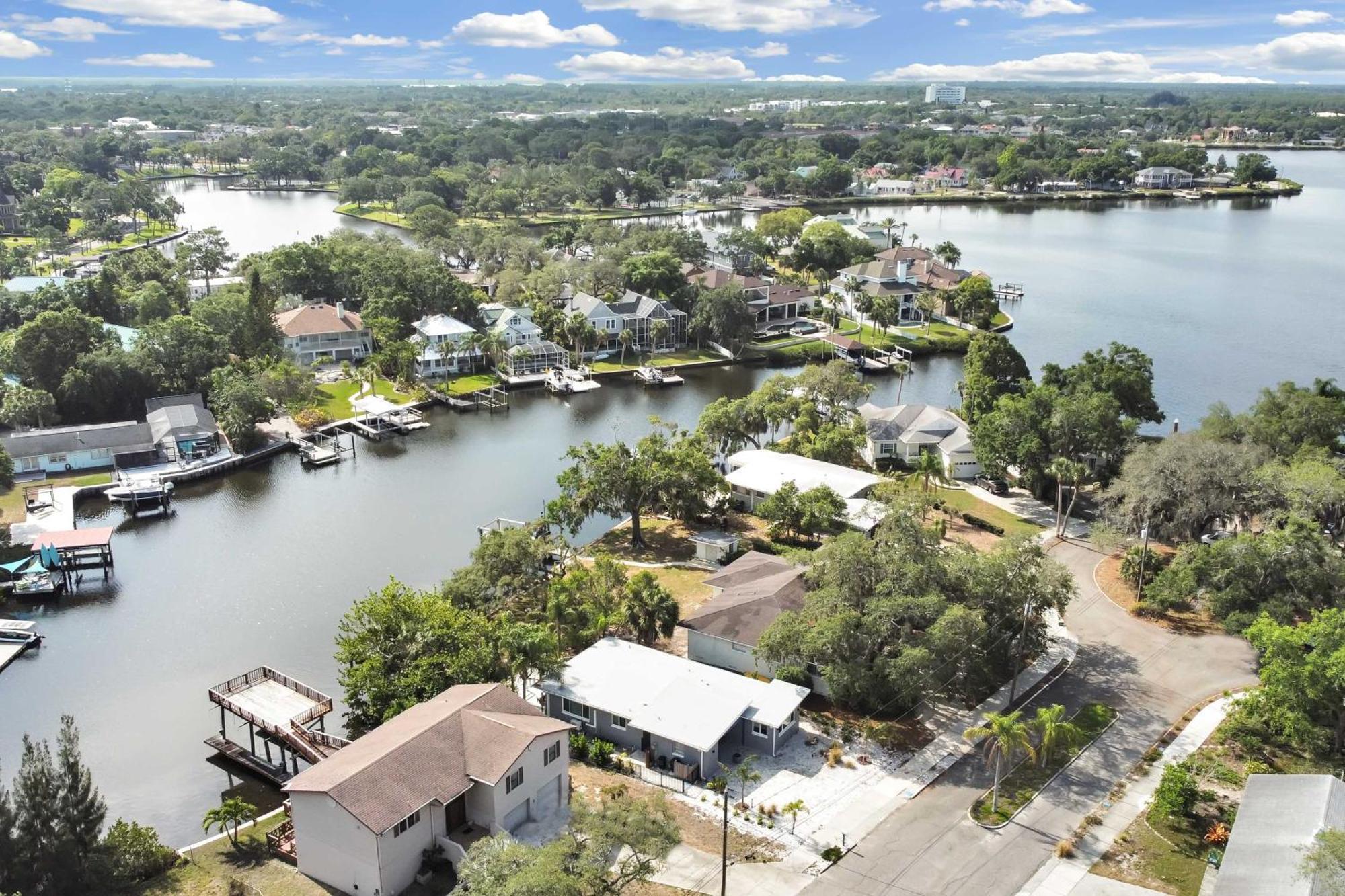 Pet-Friendly Waterfront Home - 2 Mi To Beach! Tarpon Springs Eksteriør billede